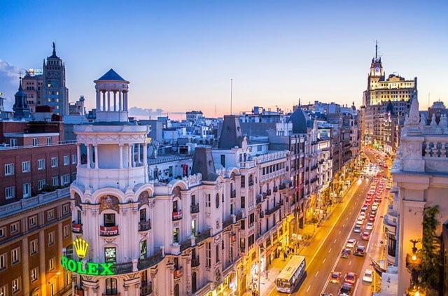Apartment Turist Madrid Tetuán Bernabéu Exterior foto